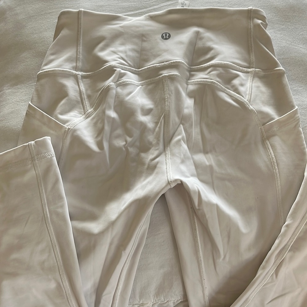 Lululemon white leggings size 6